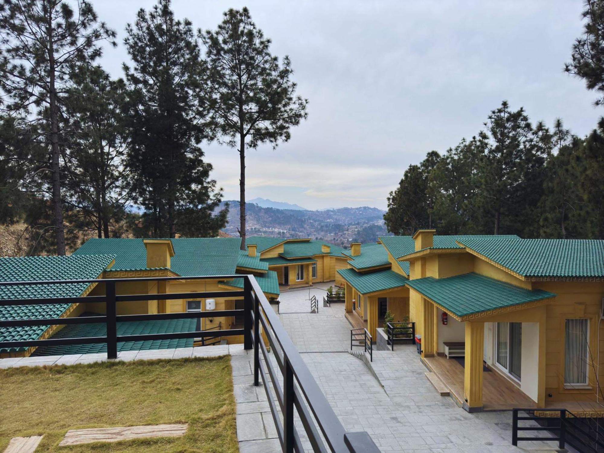 Hidden Hills Hotel & Resort Mansehra Dış mekan fotoğraf