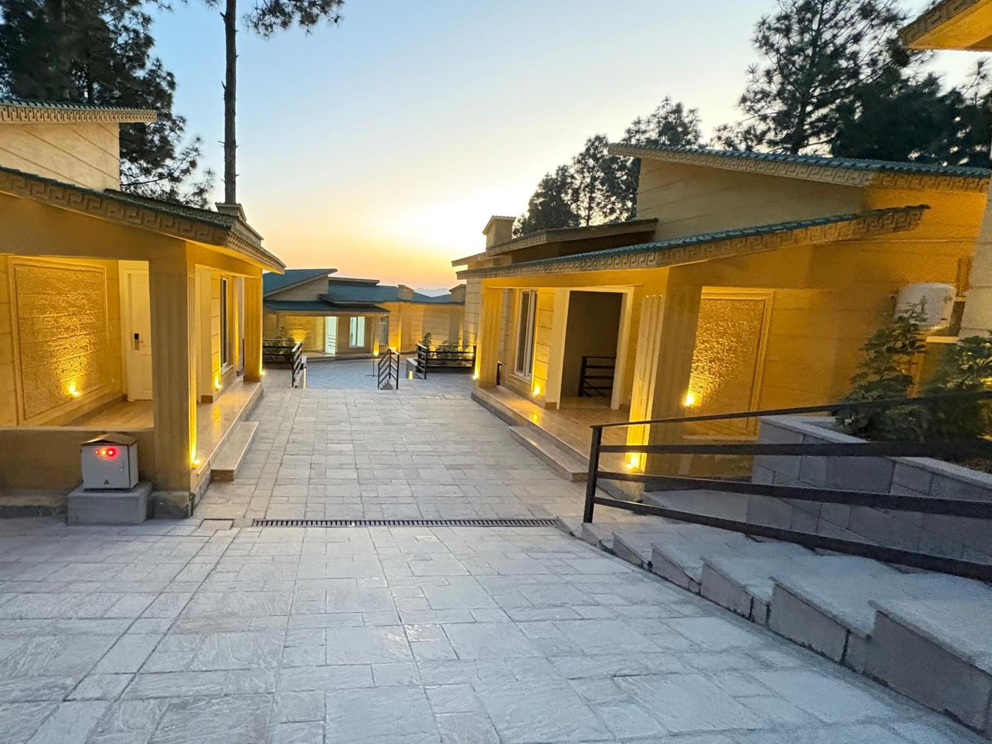 Hidden Hills Hotel & Resort Mansehra Dış mekan fotoğraf